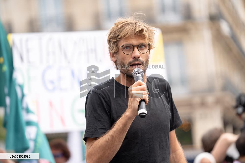 Pro-Palestinian demonstration with Rima Hassan - Paris AJ