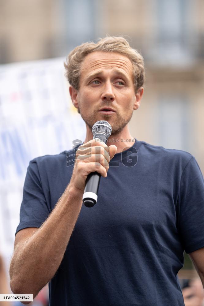 Pro-Palestinian demonstration with Rima Hassan - Paris AJ