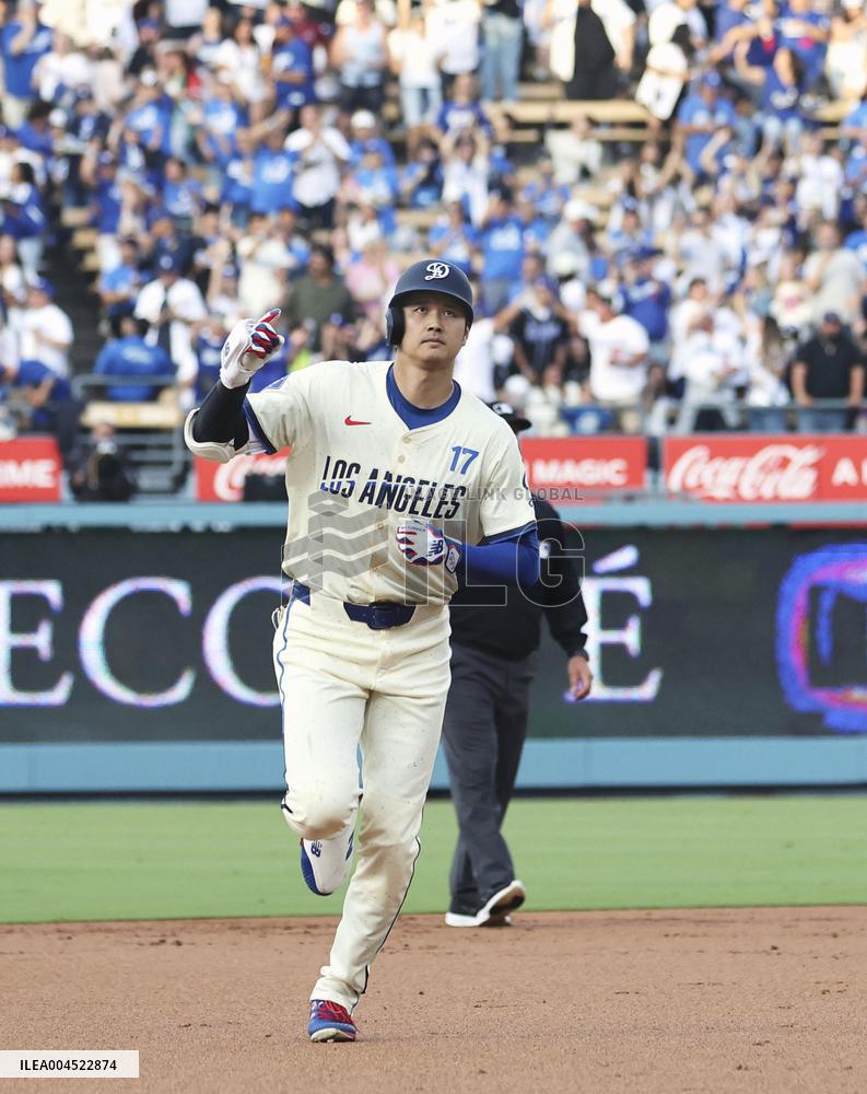 Baseball: Giants vs. Dodgers