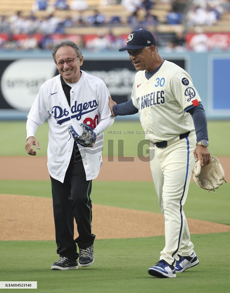 Baseball: Giants vs. Dodgers
