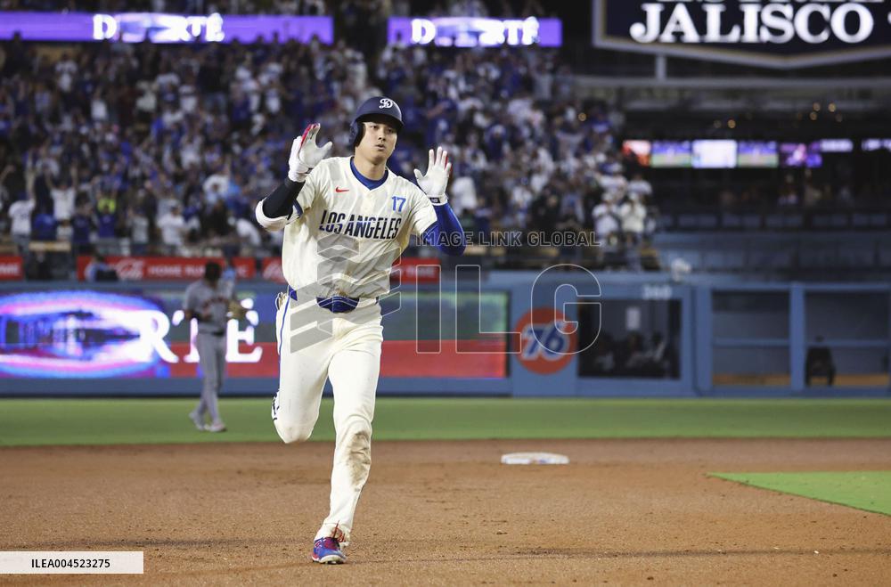 Baseball: Giants vs. Dodgers