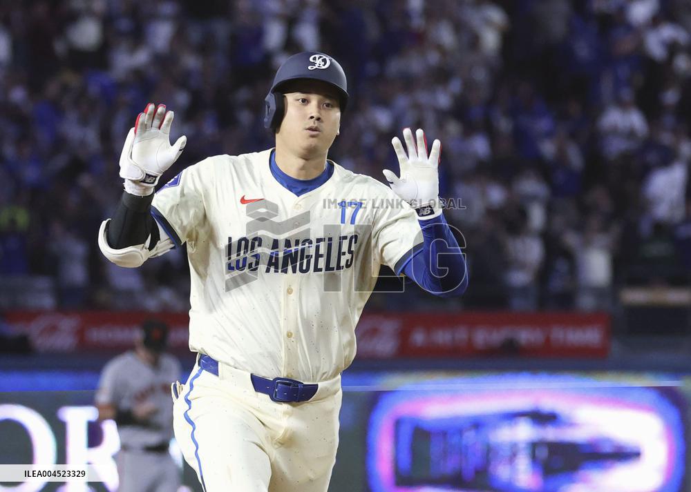 Baseball: Giants vs. Dodgers