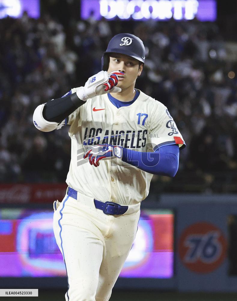 Baseball: Giants vs. Dodgers