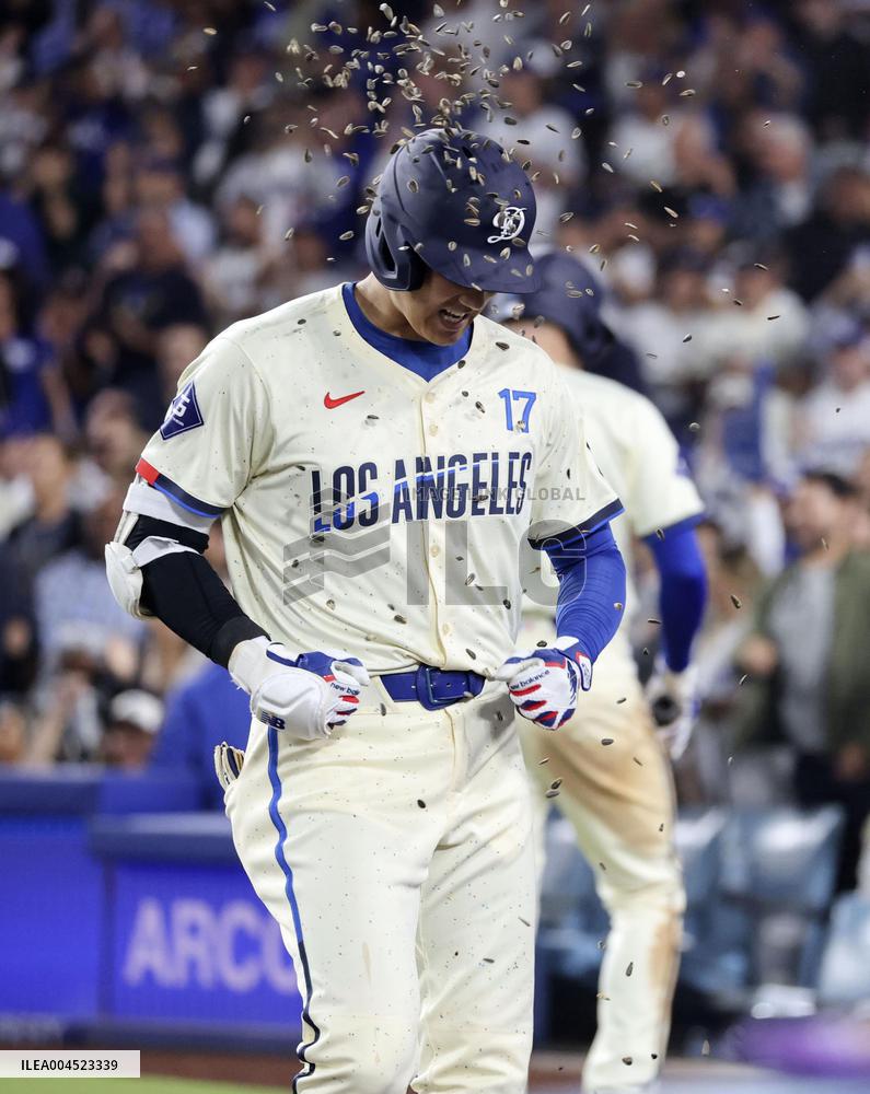 Baseball: Giants vs. Dodgers