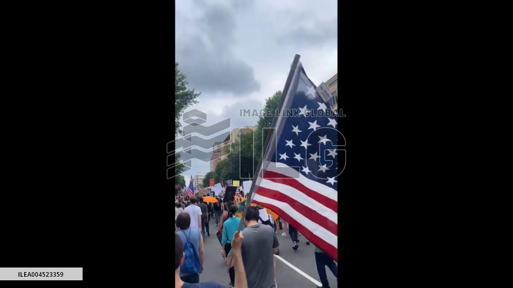 US: Tens of Thousands Rally Across Country Ahead of Army Parade