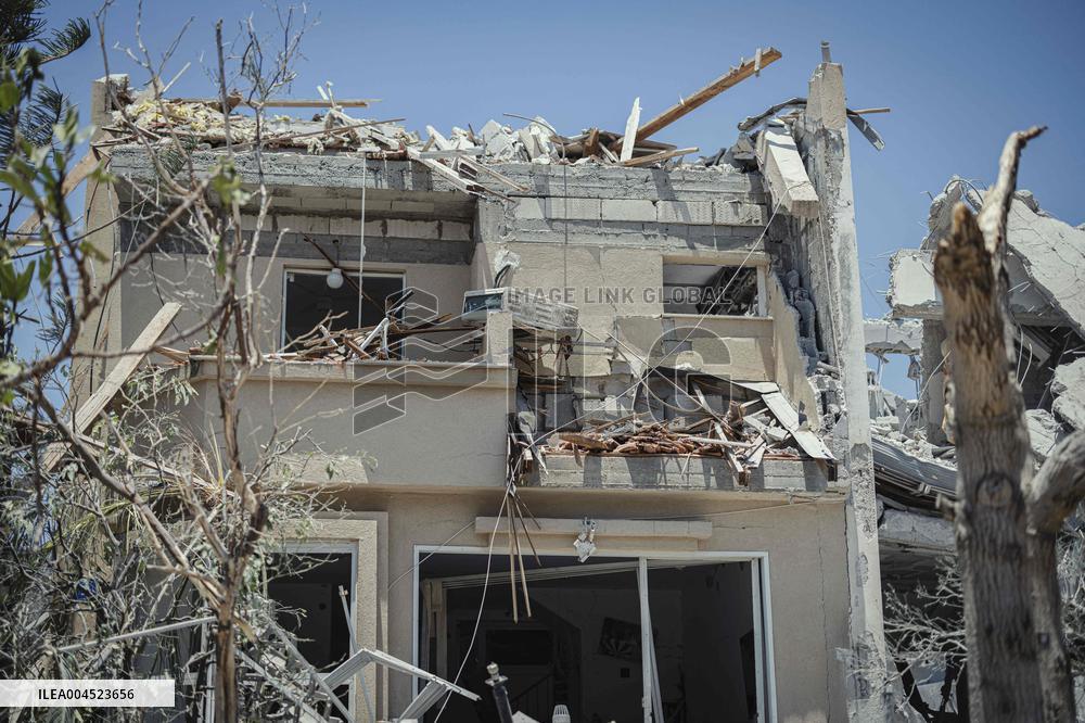 Iran Retaliatory Missile Strike to Israel