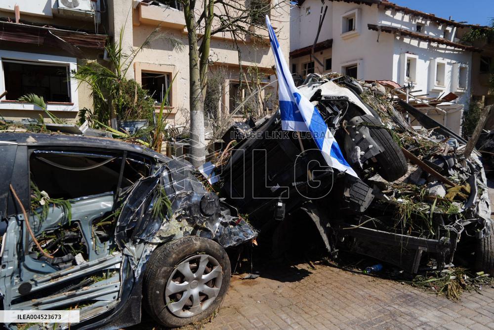 Iran Retaliatory Missile Strike to Israel