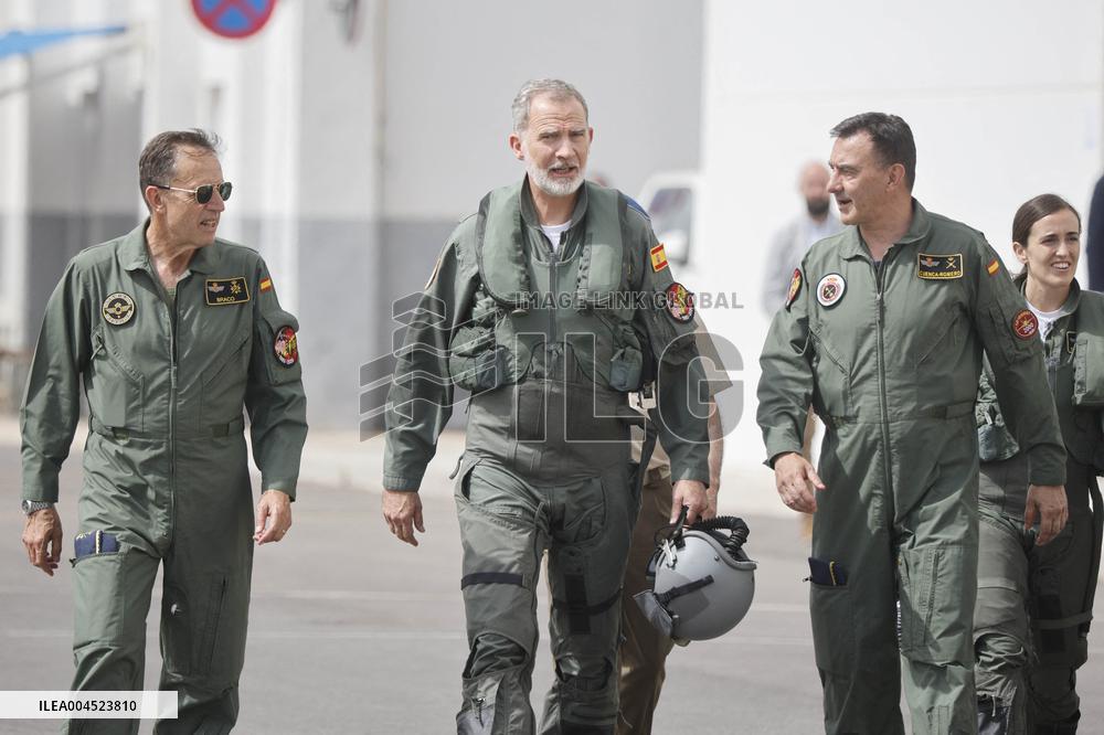 King Visits the Static Exhibition Aire 2025 - Spain