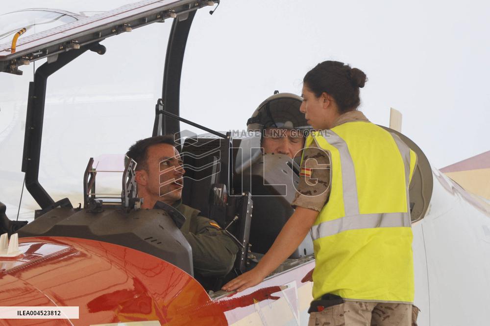 King Visits the Static Exhibition Aire 2025 - Spain