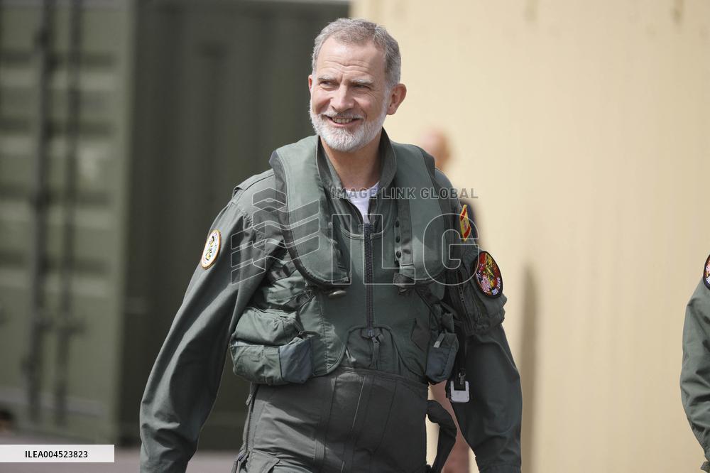 King Visits the Static Exhibition Aire 2025 - Spain