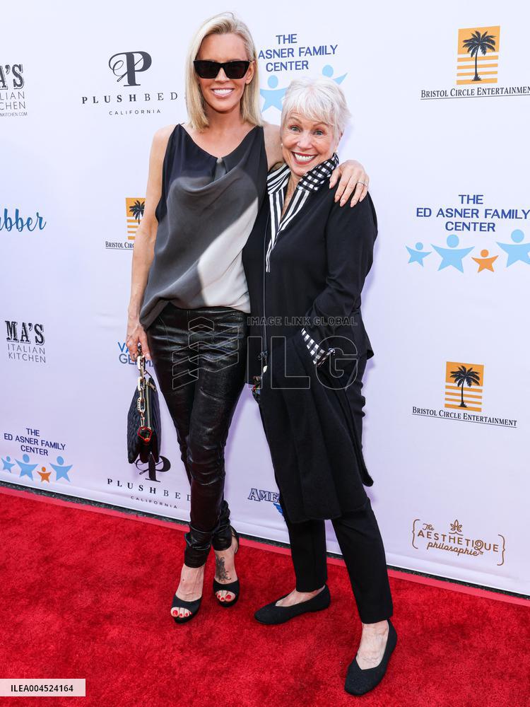 13th Annual Ed Asner And Friends Poker Night - LA