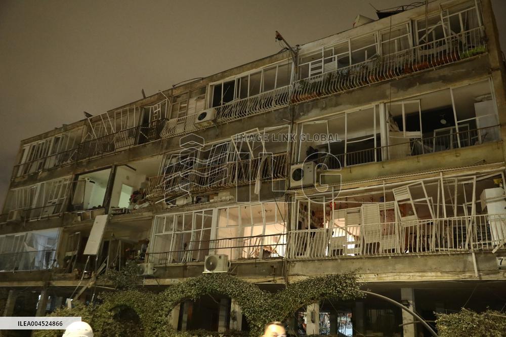 Iranian Airstrikes Kill Six, Wound 140 in Israel