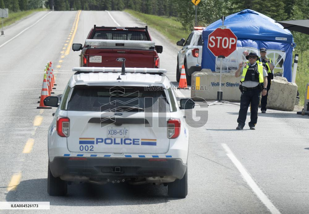 G7 Summit Illustration