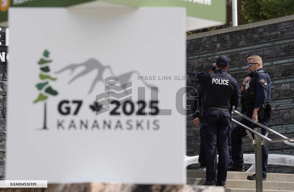 G7 Summit Illustration