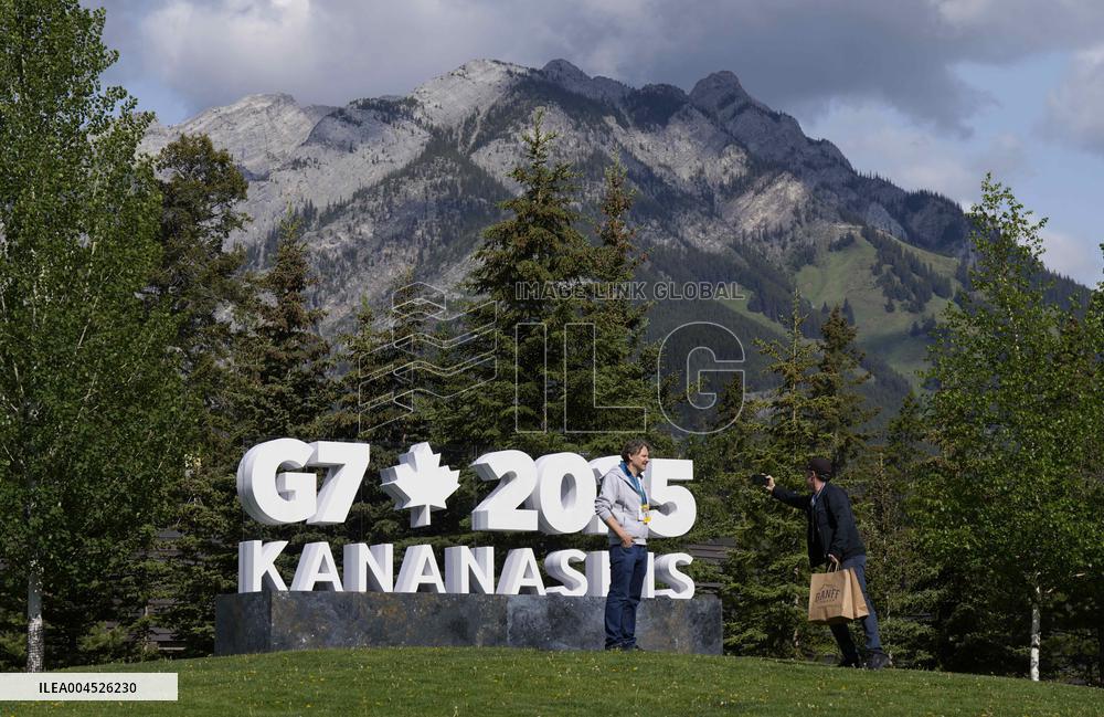 G7 Summit Illustration