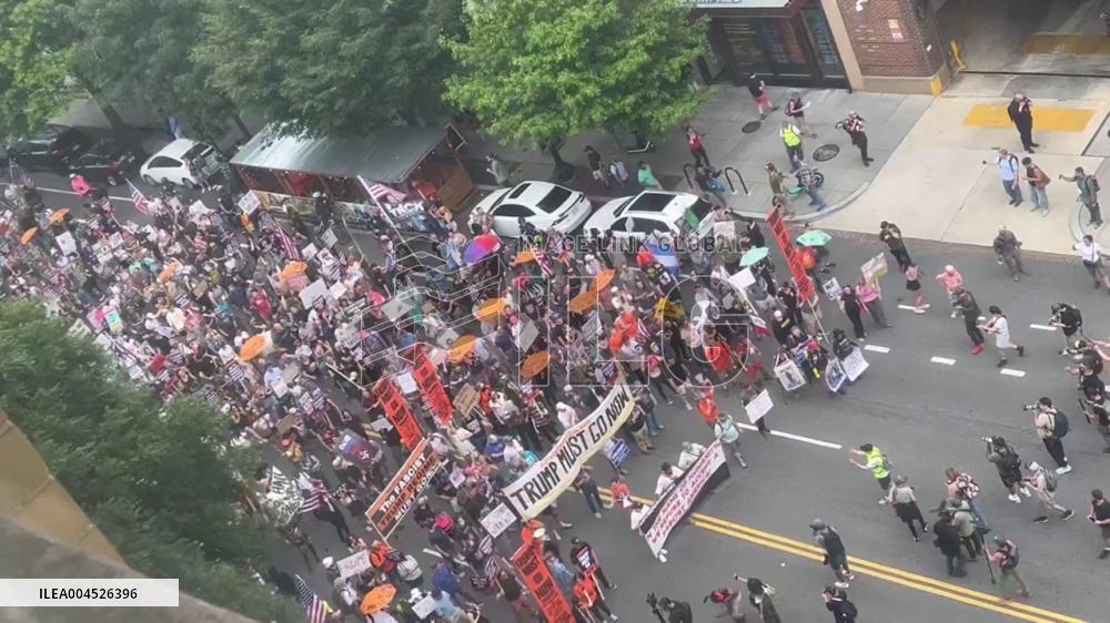 US: Tens of Thousands Rally Across Country Ahead of Army Parade 2