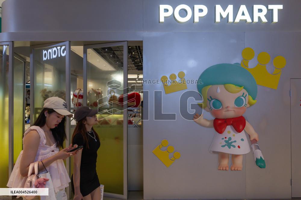 POP MART LABUBU Dolls