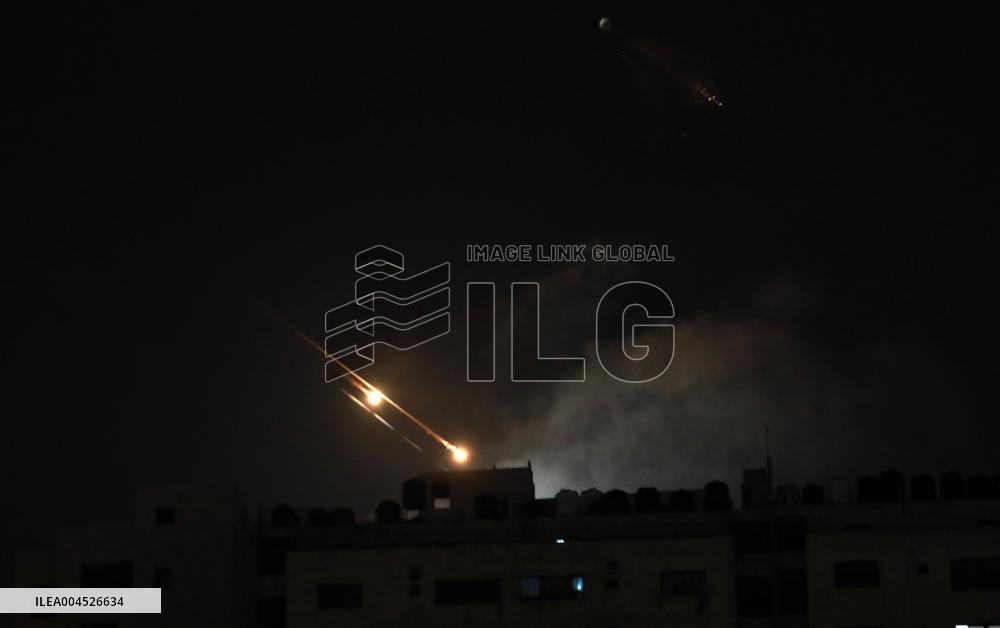 Iranian Missiles in Sky Of Palestine