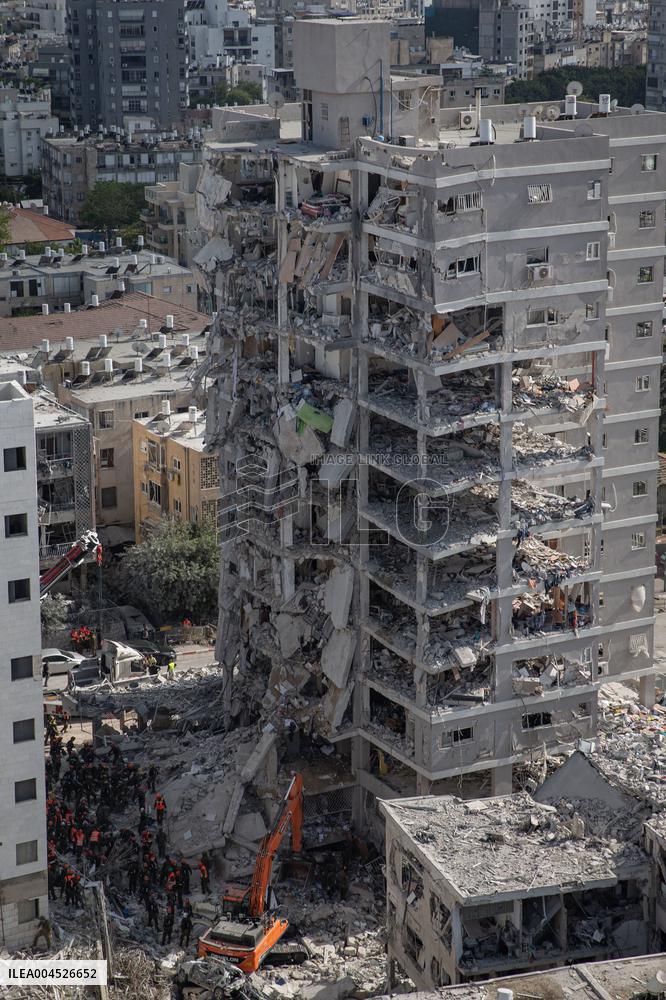 Iranian Missile Strike Hits Bat Yam