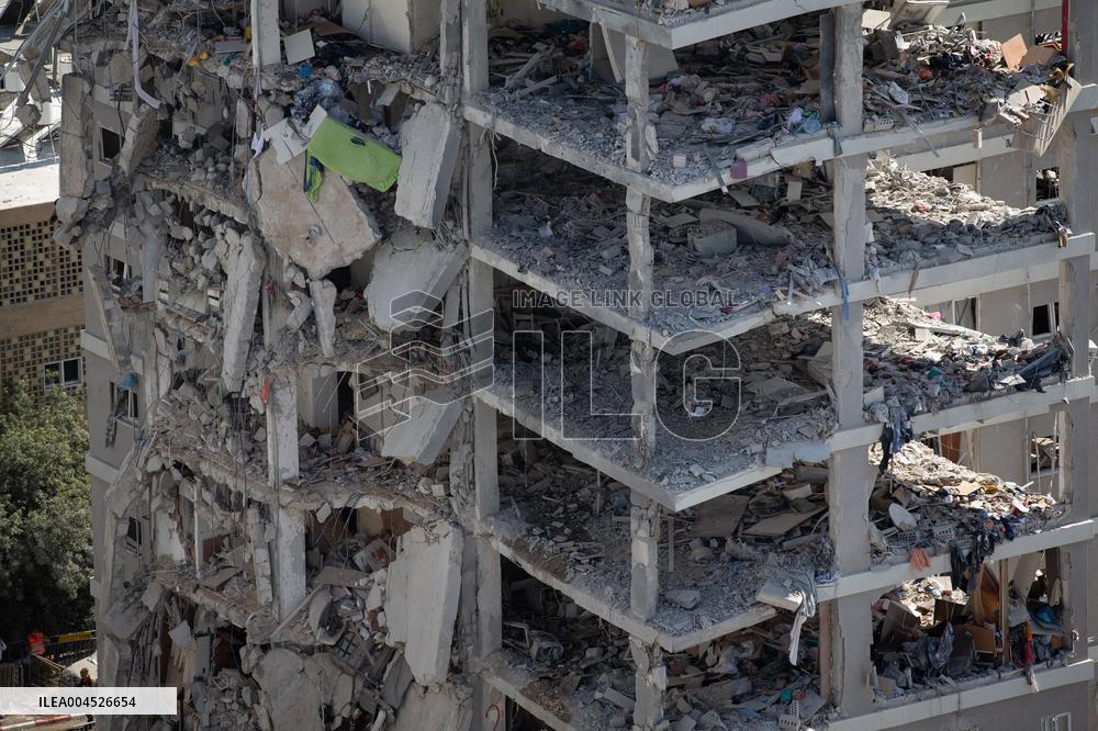 Iranian Missile Strike Hits Bat Yam