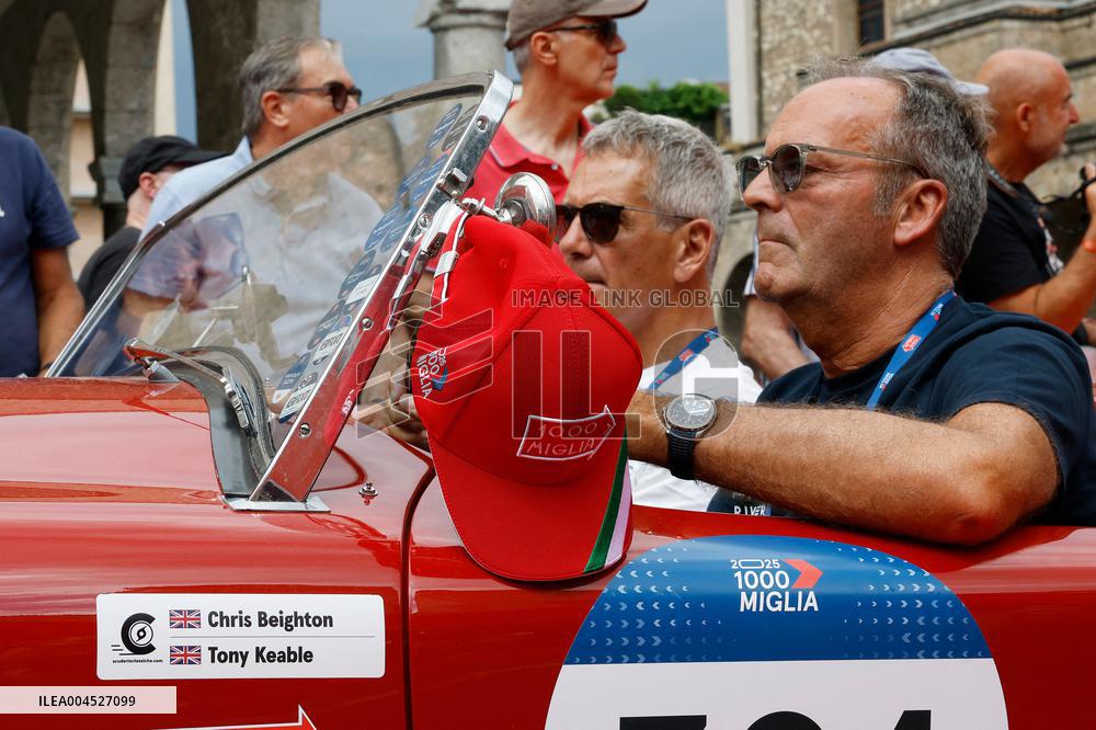 MOTORI - Auto Storiche - 1000Miglia - Punzonatura e Presentazione Vetture