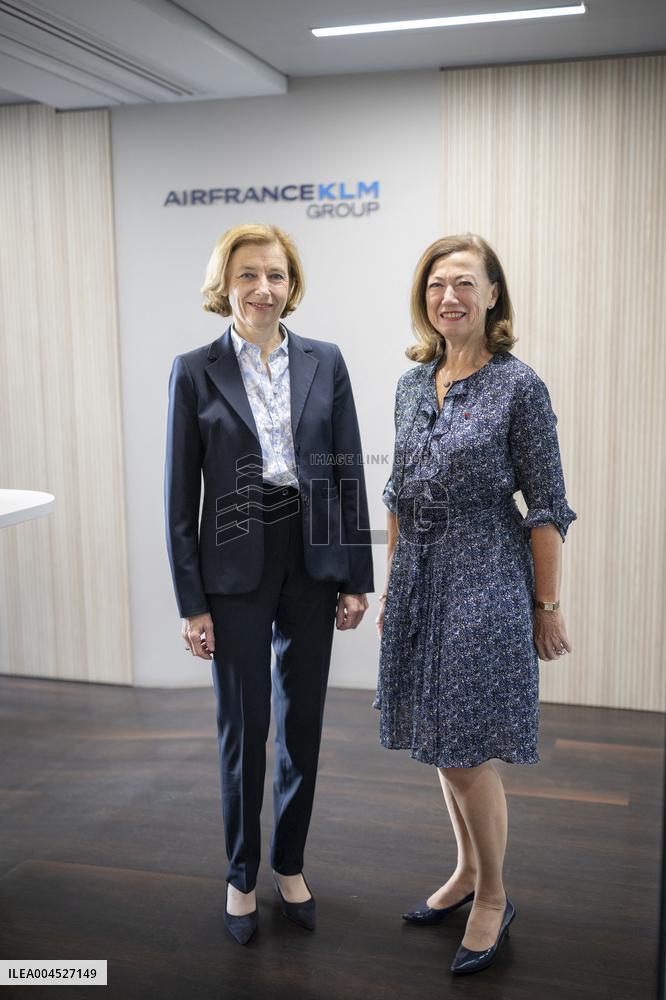 Anne-Marie Couderc et Florence Parly Portrait - Paris