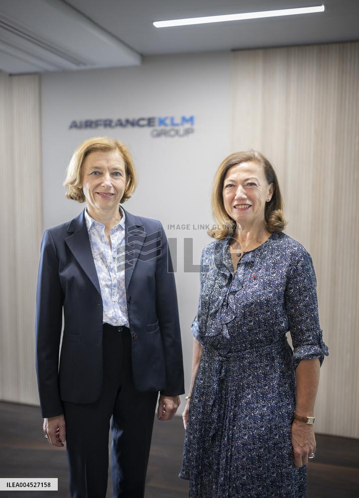 Anne-Marie Couderc et Florence Parly Portrait - Paris