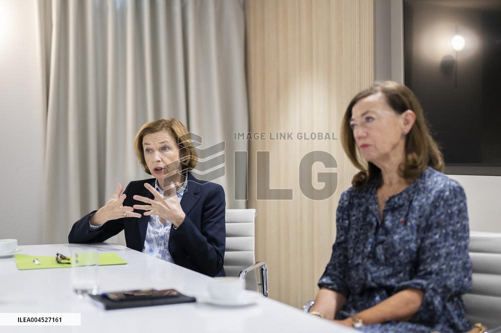 Anne-Marie Couderc et Florence Parly Portrait - Paris
