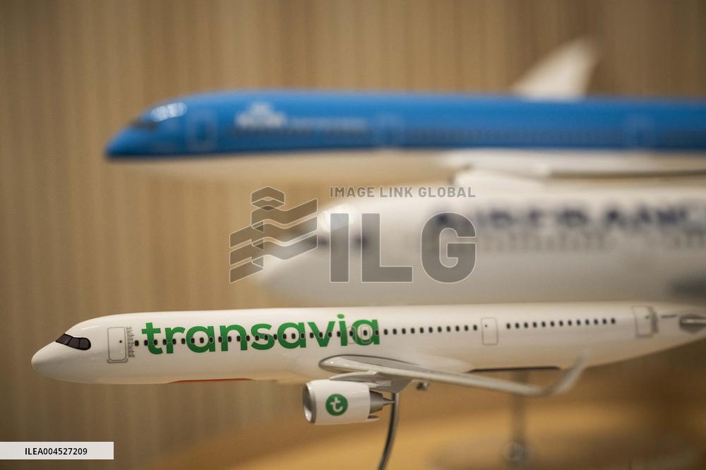 Anne-Marie Couderc et Florence Parly Portrait - Paris