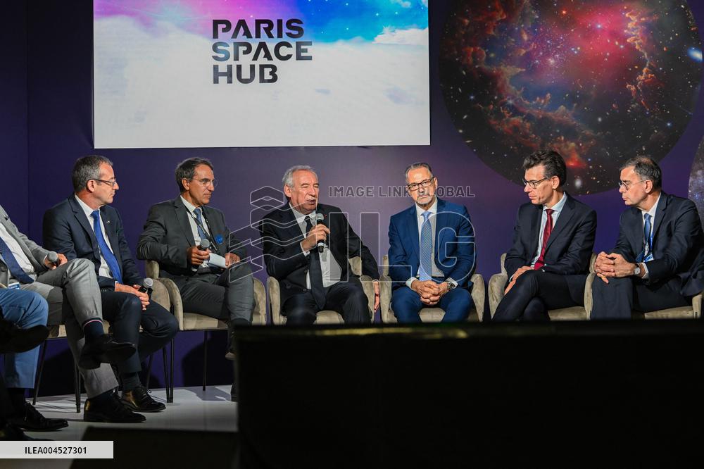 Francois Bayrour Visit To Paris Air Show - Le Bourget