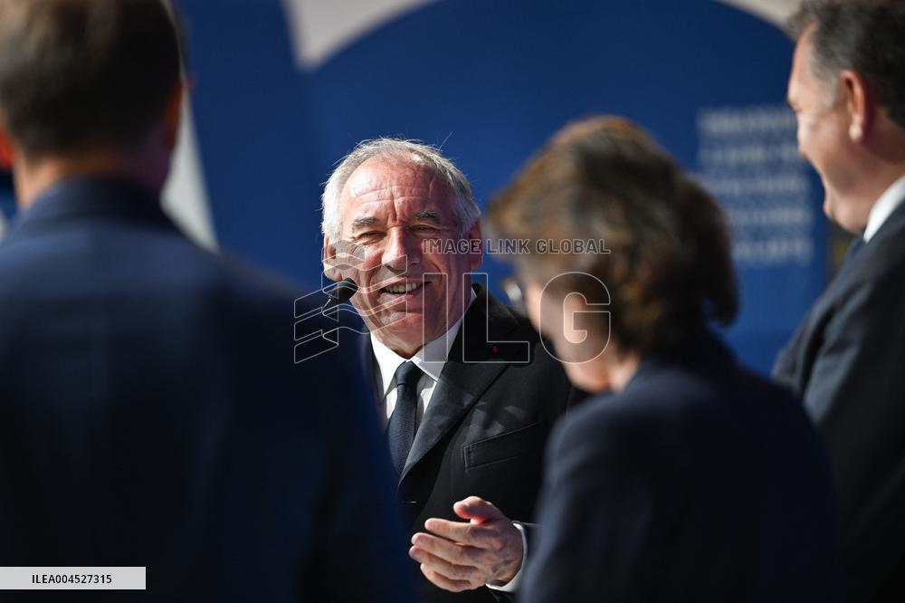 Francois Bayrour Visit To Paris Air Show - Le Bourget