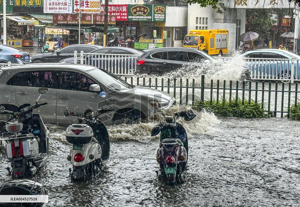 Rainstorm Hit Nanning