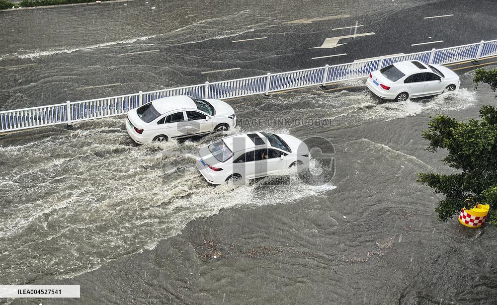 Rainstorm Hit Nanning