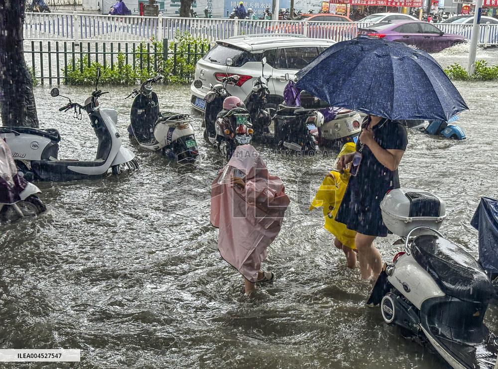 Rainstorm Hit Nanning