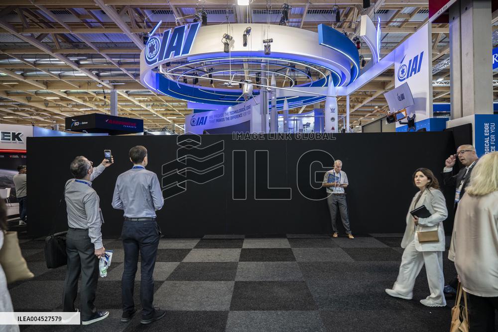 Israeli Arms Stands Closed At Paris Air Show - Le Bourget