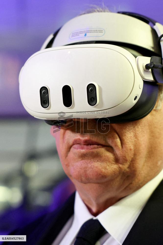 Francois Bayrour Visit To Paris Air Show - Le Bourget