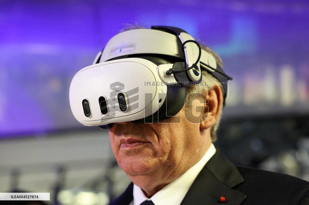 Francois Bayrour Visit To Paris Air Show - Le Bourget