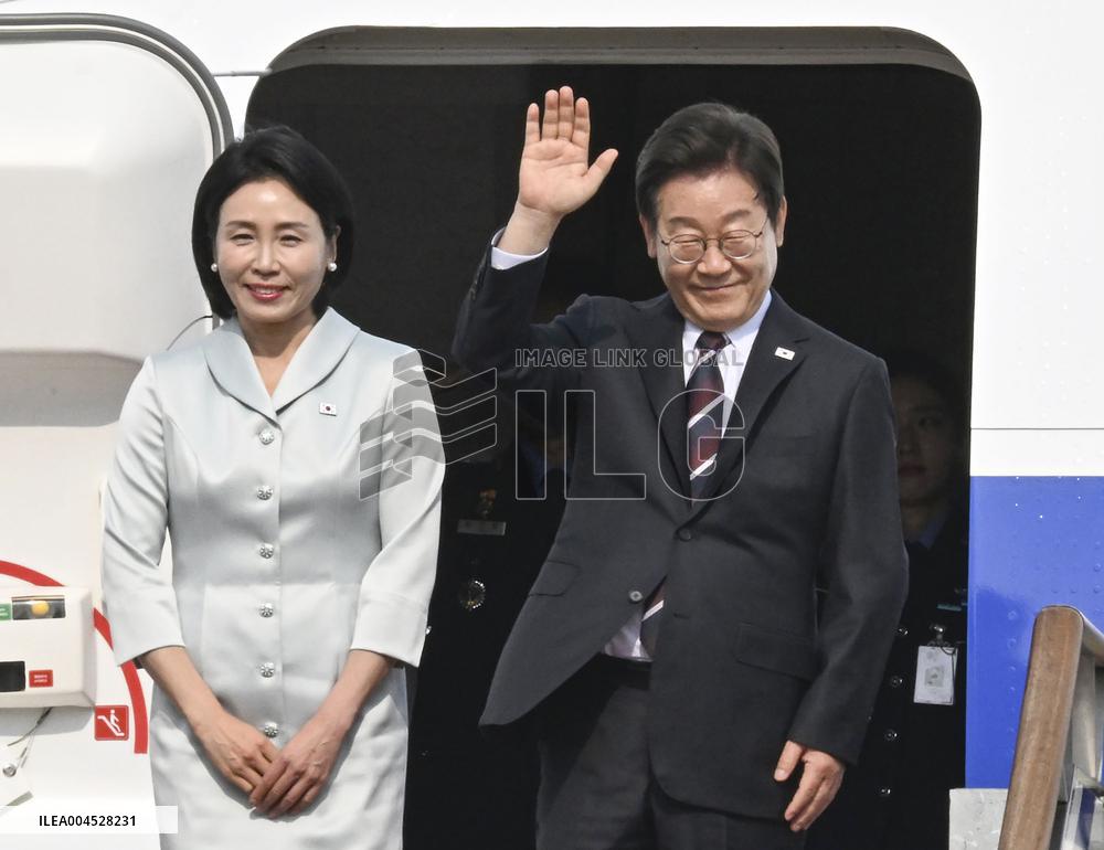 S. Korean president off to Canada for G7 summit