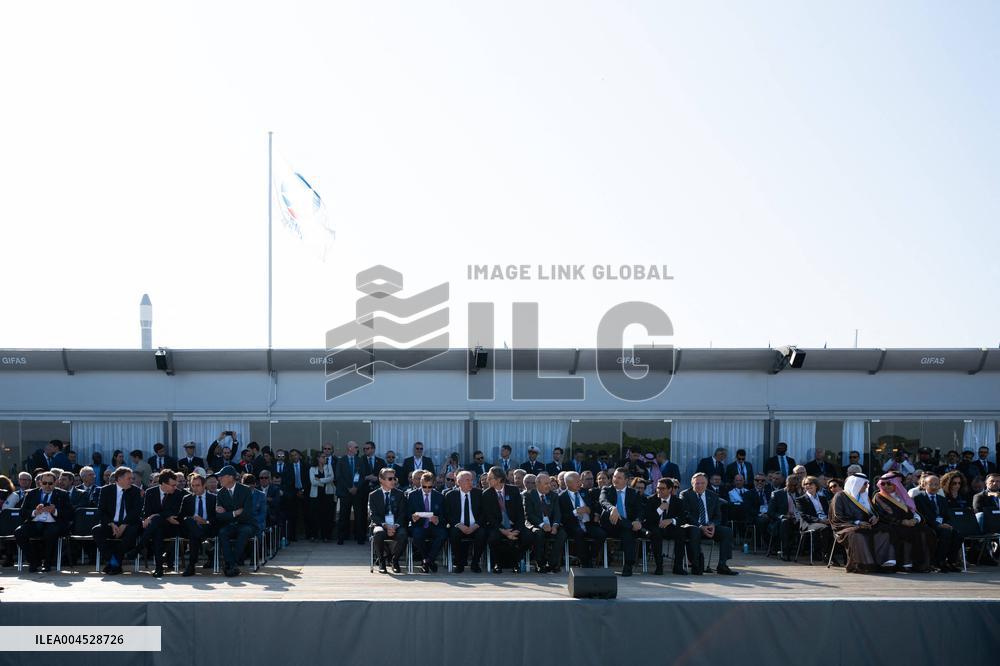 Politics at the Paris Air Show - Le Bourget