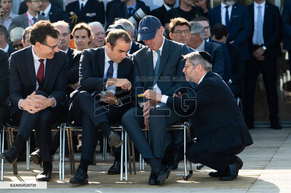 Politics at the Paris Air Show - Le Bourget