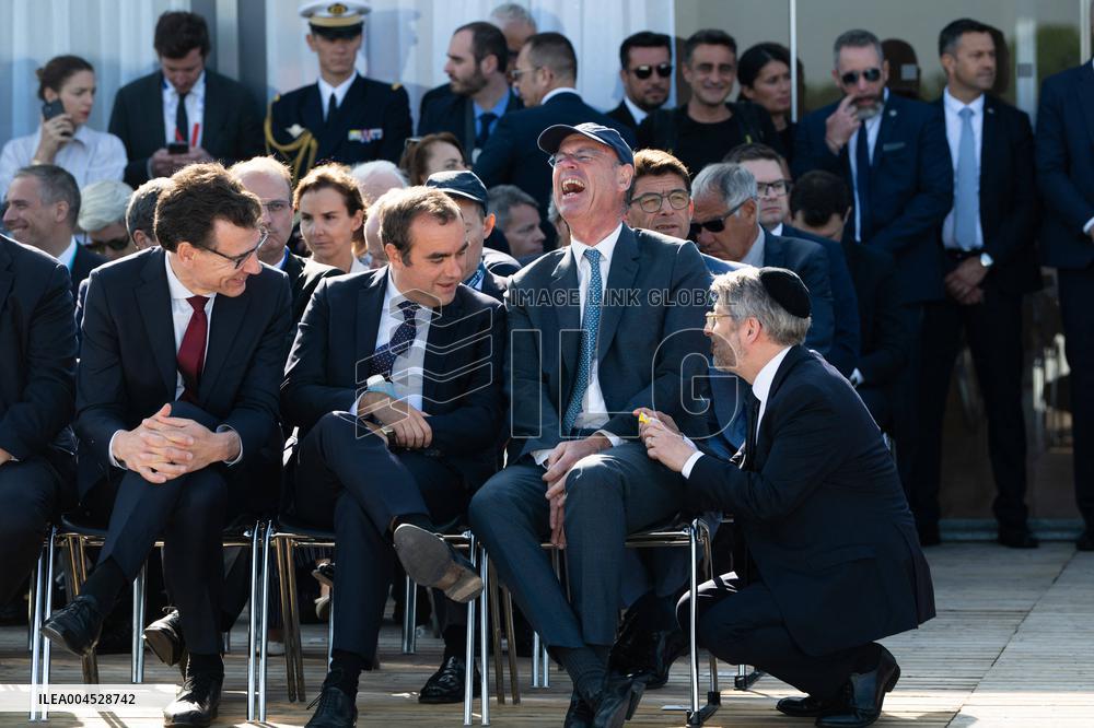 Politics at the Paris Air Show - Le Bourget