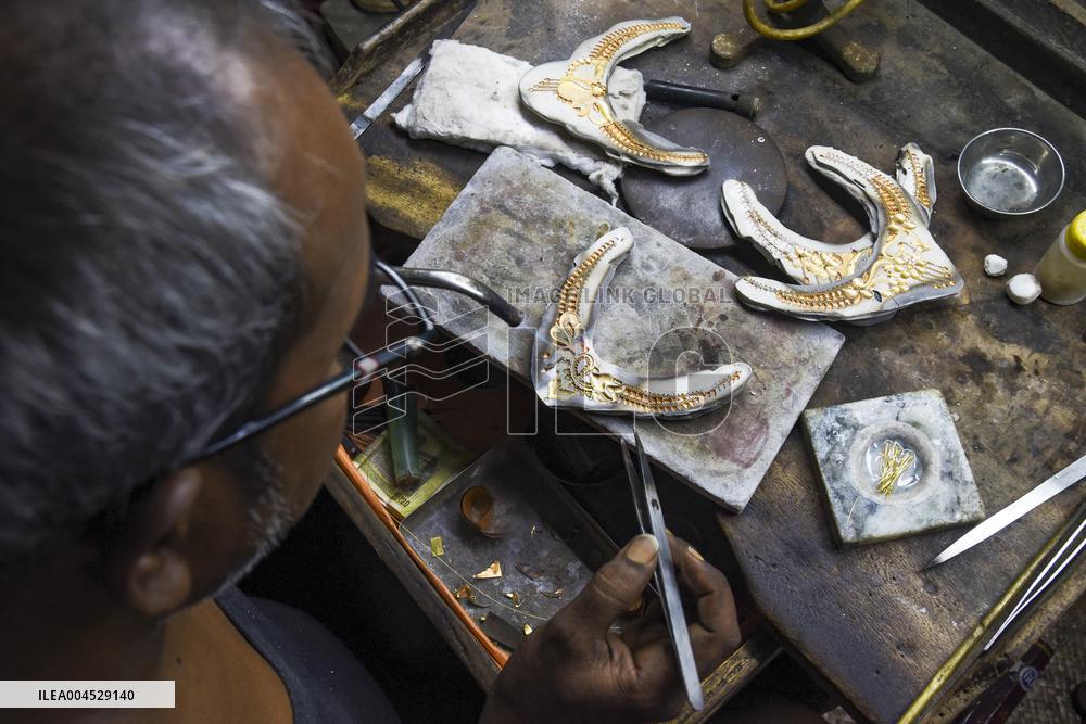 India Business Gold - India