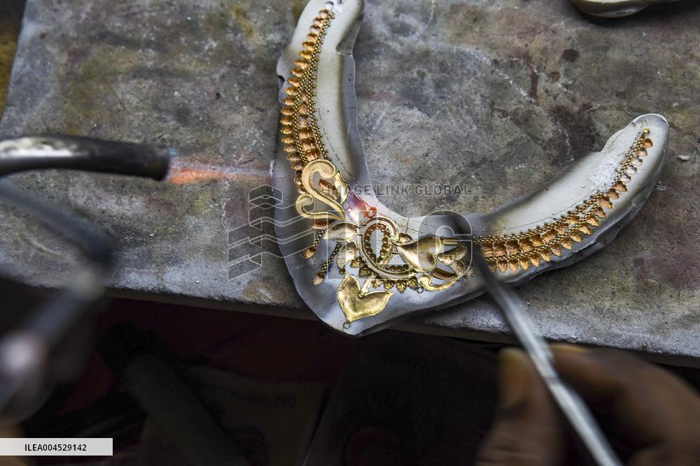 India Business Gold - India