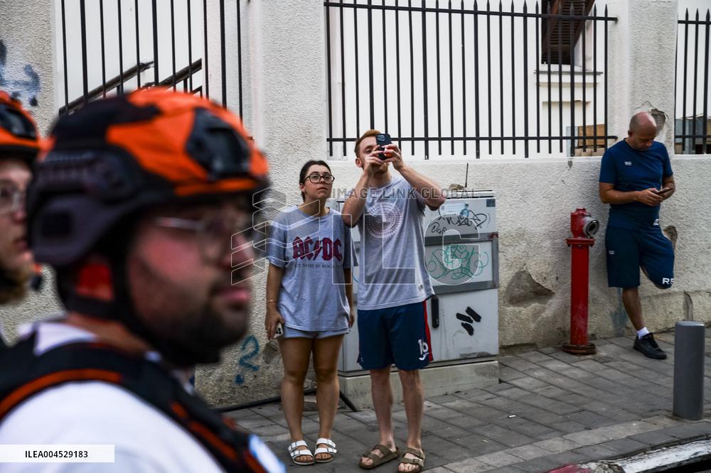 Iran Ballistic Missiles Attack on Israel - Tel Aviv