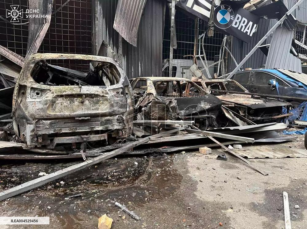 Horrifying Russian Missile Attack On Kyiv Kills 14 - Ukraine