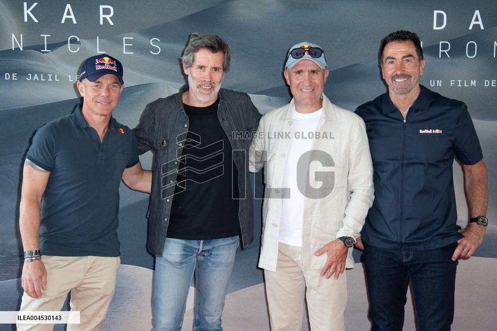 Dakar Chronicles Premiere