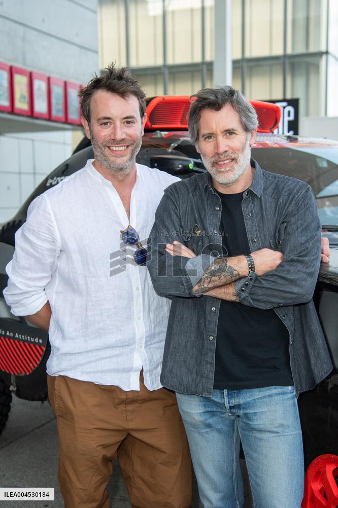 Dakar Chronicles Premiere