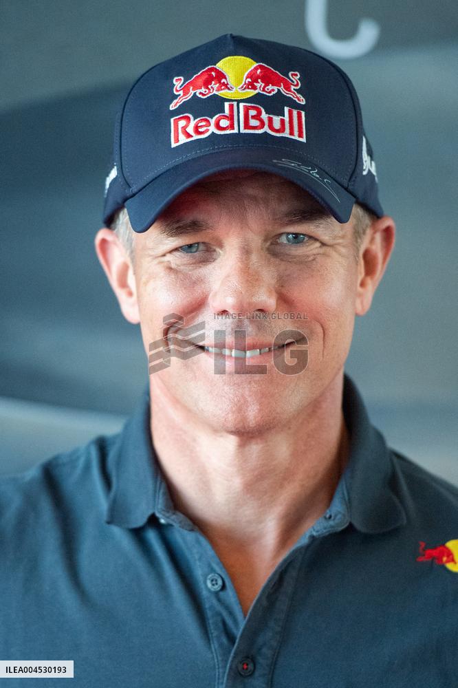 Dakar Chronicles Premiere