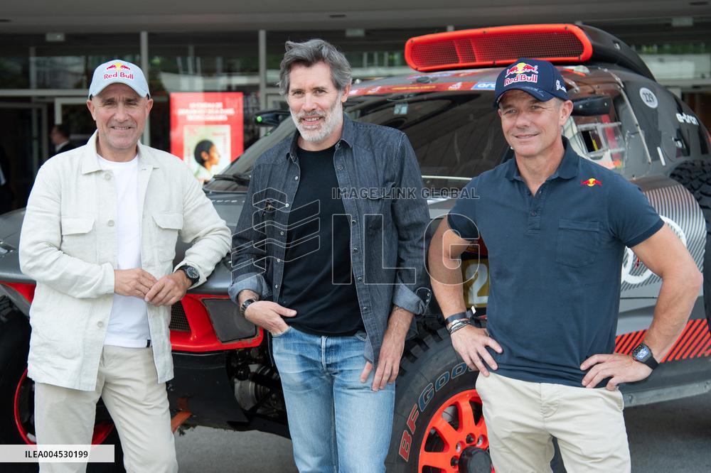 Dakar Chronicles Premiere