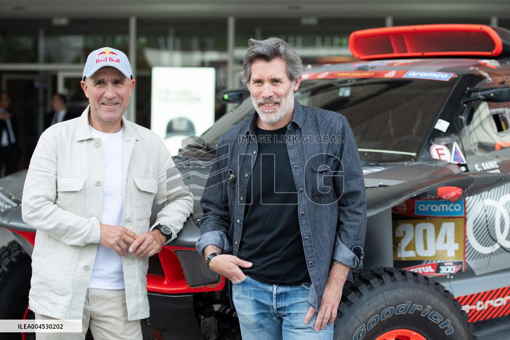 Dakar Chronicles Premiere